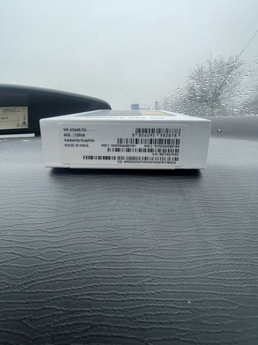 Vand urgent A56 5G nou sigilat