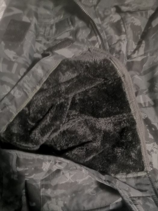 Costum termic militar pentru acțiuni de noapte