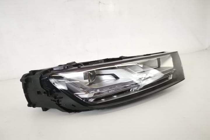 Far Dreapta Original Full Led In Stare Buna Audi Q7 4M 2015 2016 2017