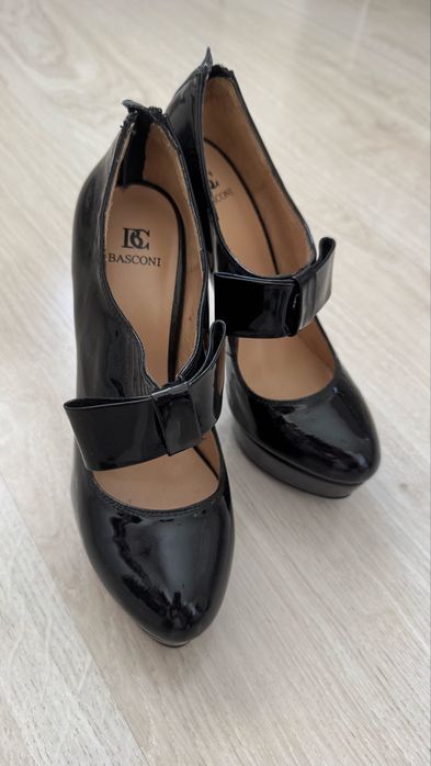Прдам туфли бренда Basconi