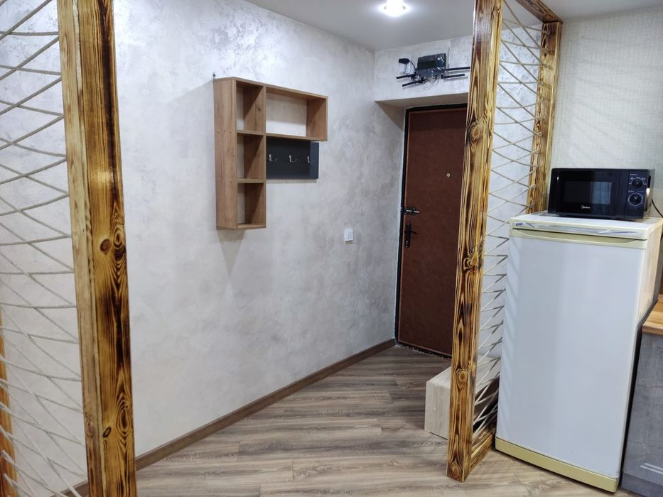 Квартира с джакузи и красивым видом на город.
