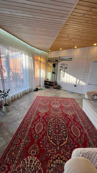 Продам Шикарный дом Тепличное