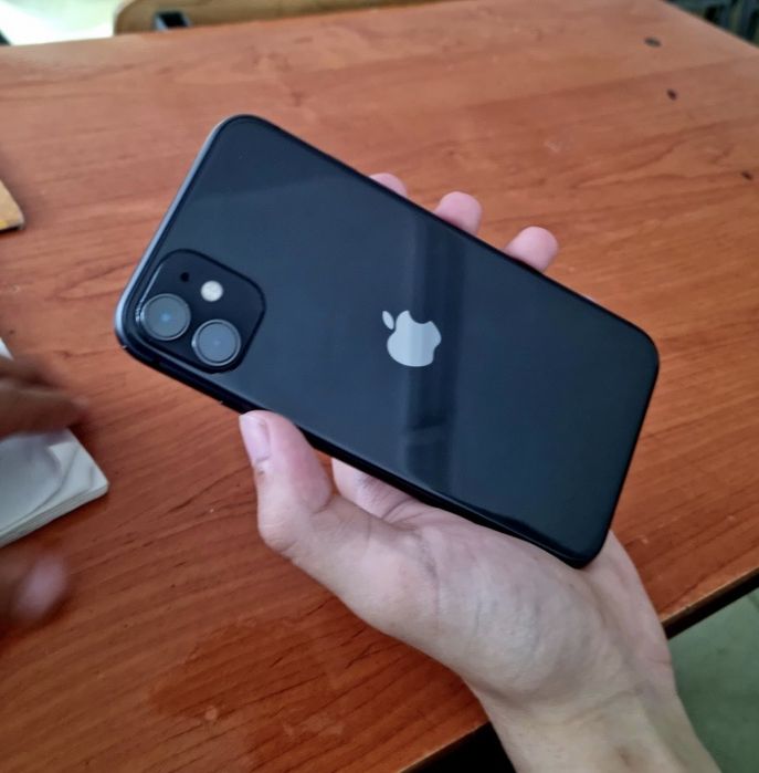 IPhone 11 идеал 84%