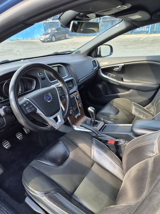 VOLVO V40 2016 — imagine 2