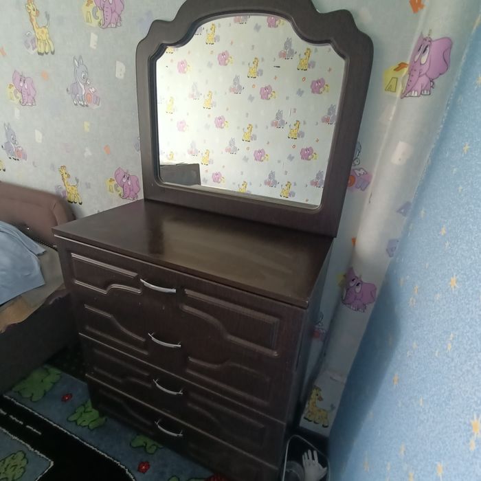 Шкафы и комод для спальни