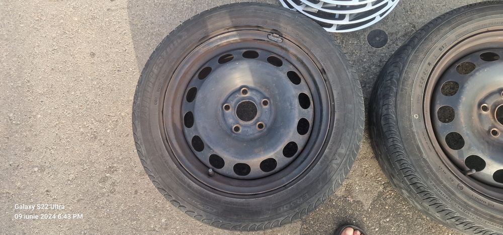 Vand 4 jante golf 4,audi a3,skoda octavia(pana 2004,fabia toate generatile,seat leon1m,toledo,cordoba) 5×100pcd