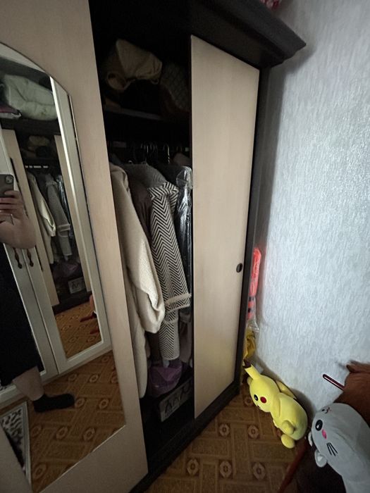 Продам шифоньер.