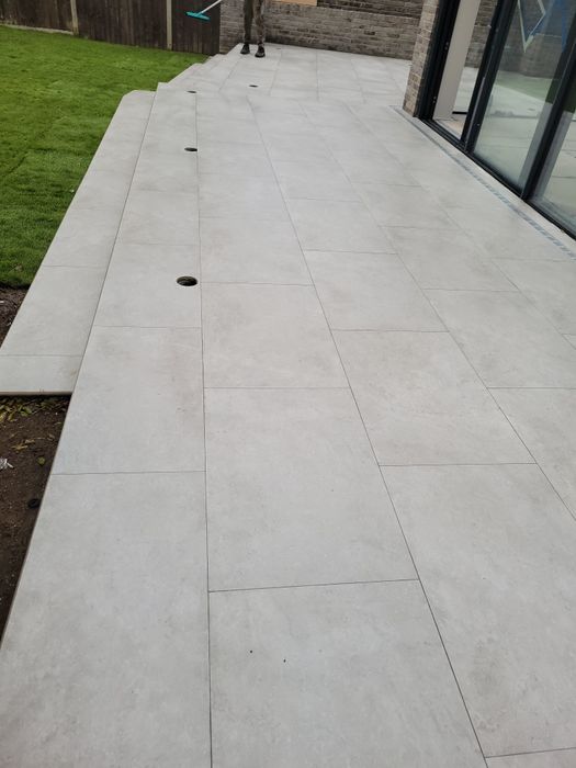 Gresie faianță glet și var airless instalați electrice și sanitare