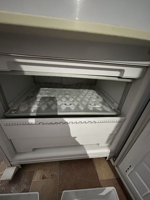 Холодильник бирюса