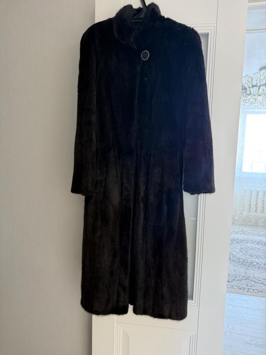 Продам норковую шубу