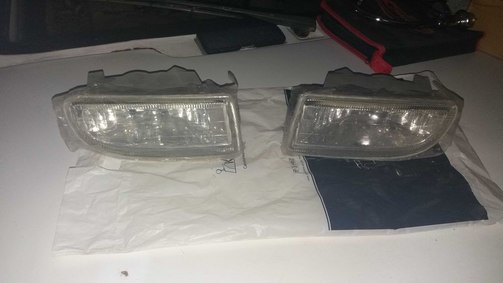 Продам фары на Toyota