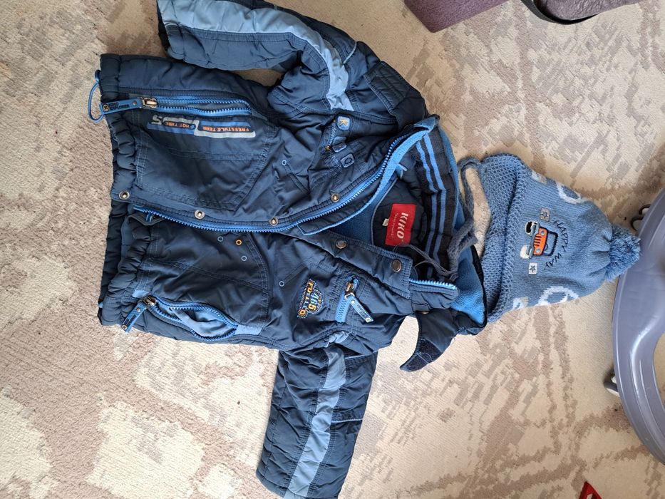 Продам детские куртки