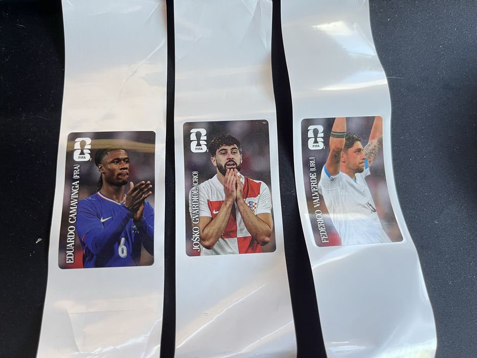 Два стикера от кока кола за panini албума