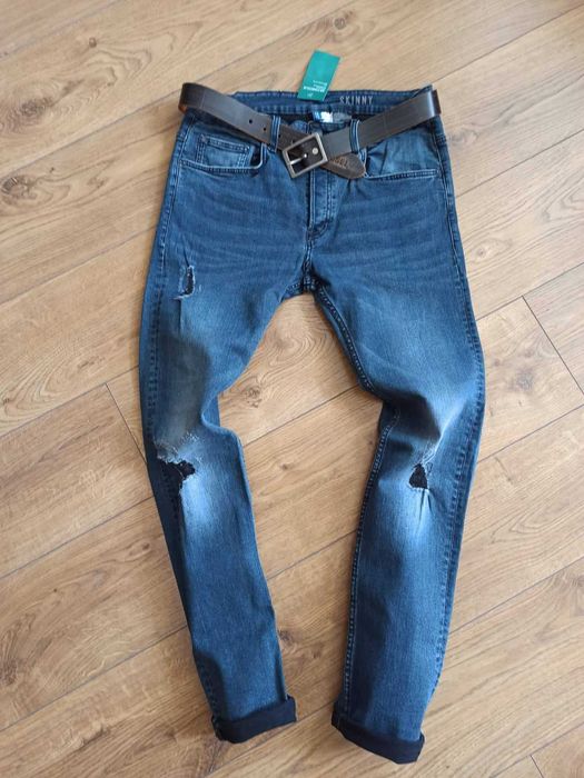 DIVIDED Hови гъзарски еластични дънки ръст 164/174