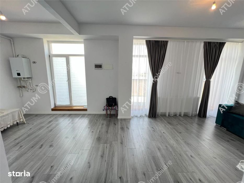 Apartament 2 camere terasa 2 locuri parcare zona Vasile Aaron Sibiu — fotografia 1