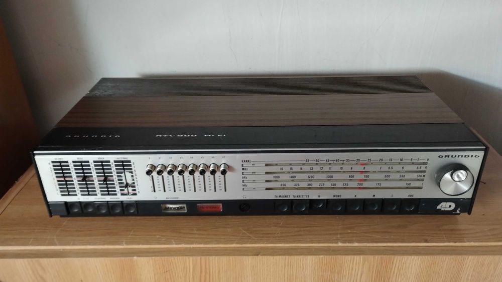 radio amplificator Grundig rtv900 pt piese sau restaurare