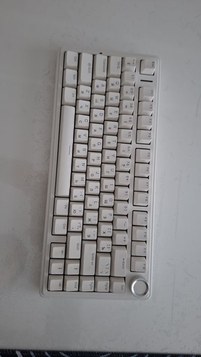 Aula F75 (клавиатура)