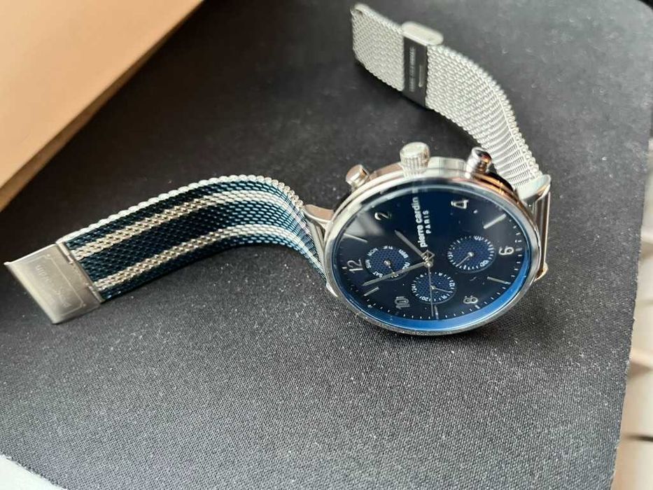 PIERRE CARDIN дизайнерски часовник с механизъм Seiko