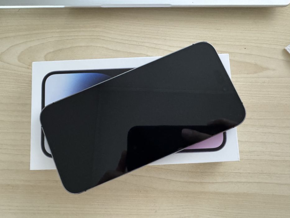 Продам IPhone 14 Pro Max 256gb