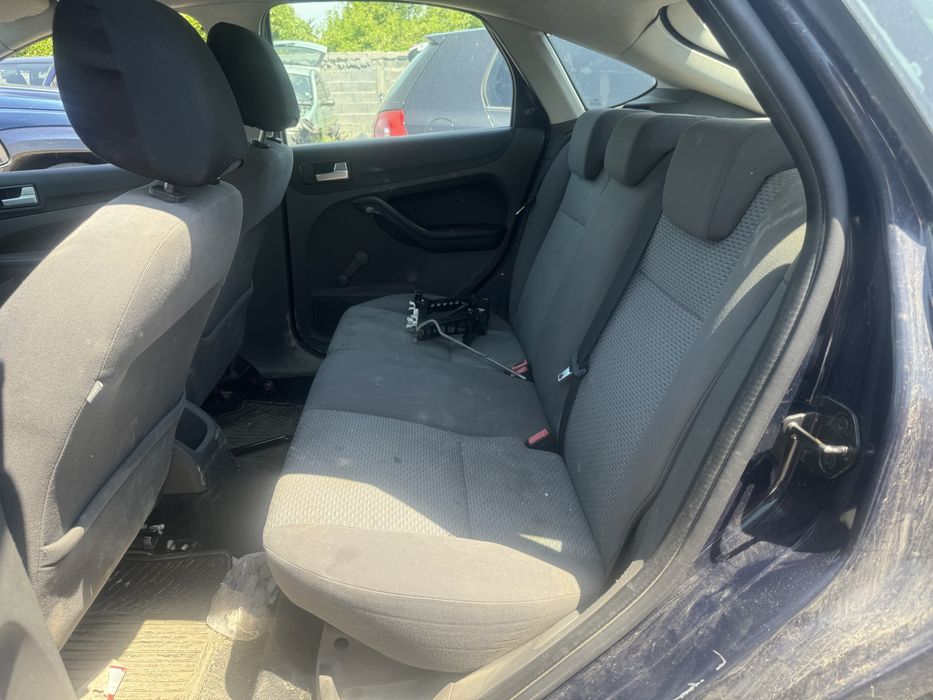 Форд фокус 1.8 дизел 2007 г само на части