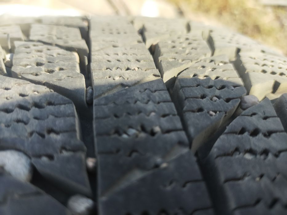 Комлект липучка triangle 205/60/16