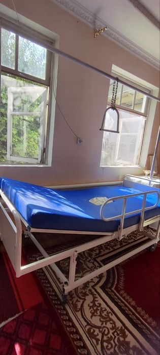 Функциональные крават срочно сотилади.