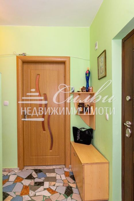 Едностаен среден апартамент-кв. Боян Българанов1
