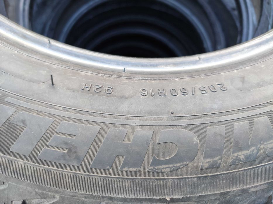 4бр Зимни гуми 205 60 16 - Michelin