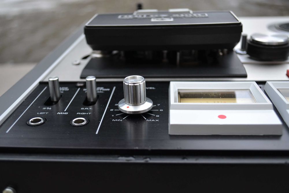 Magnetofon Akai GX 210 D