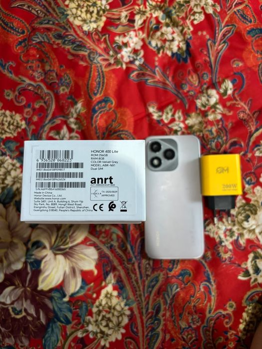 HONOR 400 Lite RAM:256GB RAM:8RAM...