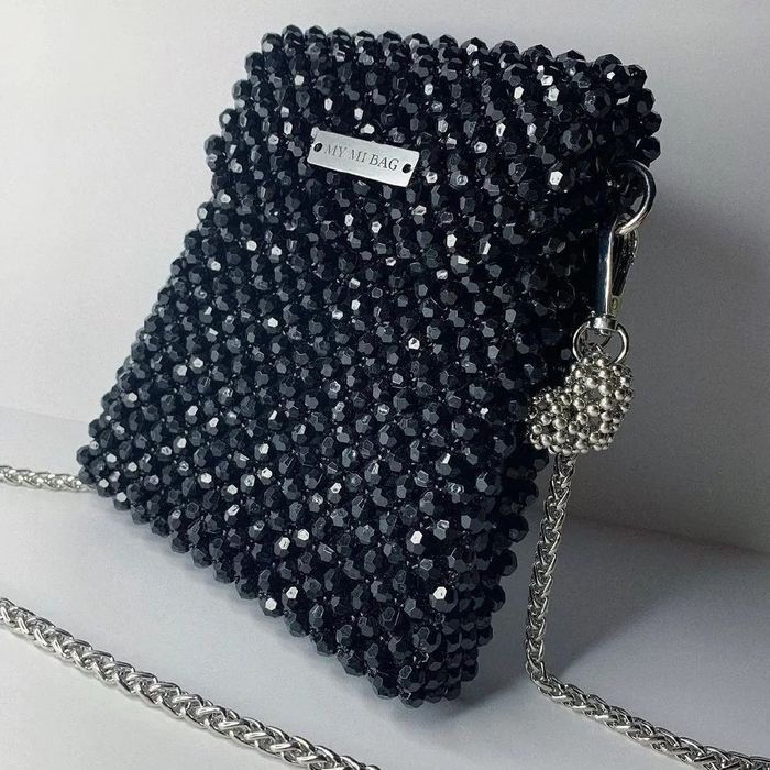 Busindan sumkalar, qutichalar, va aksessuarlar yasab beramiz