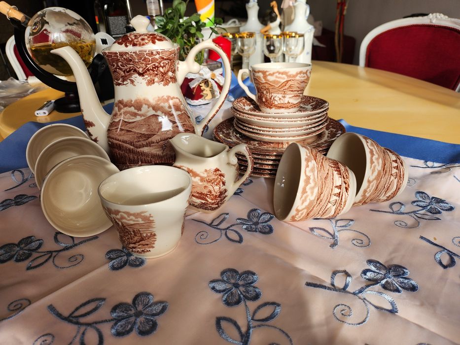 Английски сервиз за кафе или чай  " Loch Shin " English Ironstone