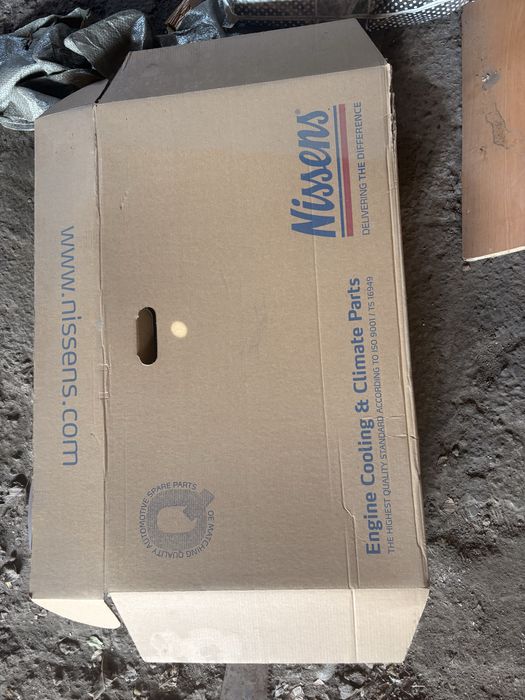 Радиатор охлаждения Nissens