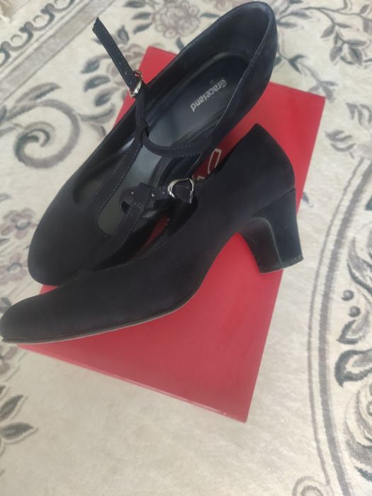 Обувки естествена кожа 2 броя