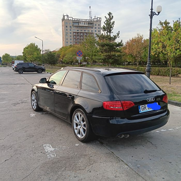 Vând Audi A4 Break
