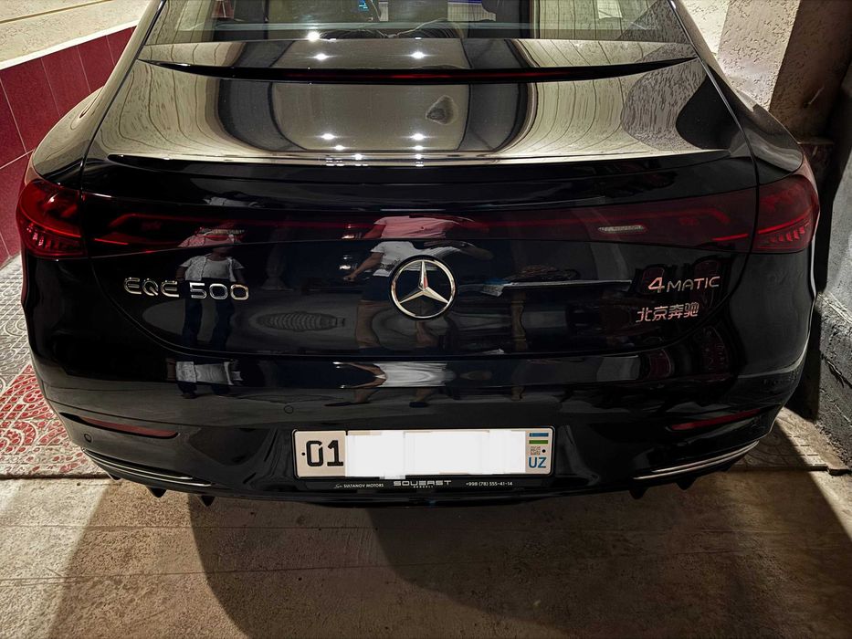 Mercedes EQE 500 Full 2025