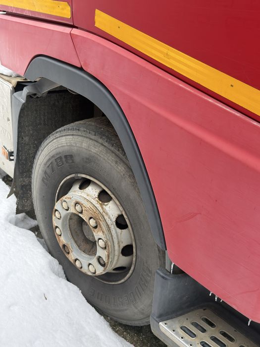 Cap tractor VOLVO an 2008