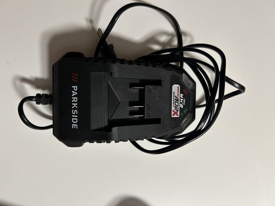 Minipolizor unghiular Parkside cu acumulator