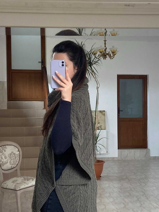 Cardigan impletit cu buzunare, conditie excelenta, marimea L