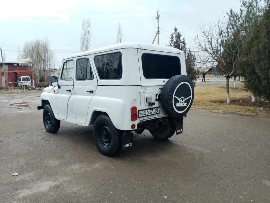 Uaz 3151 sotiladi