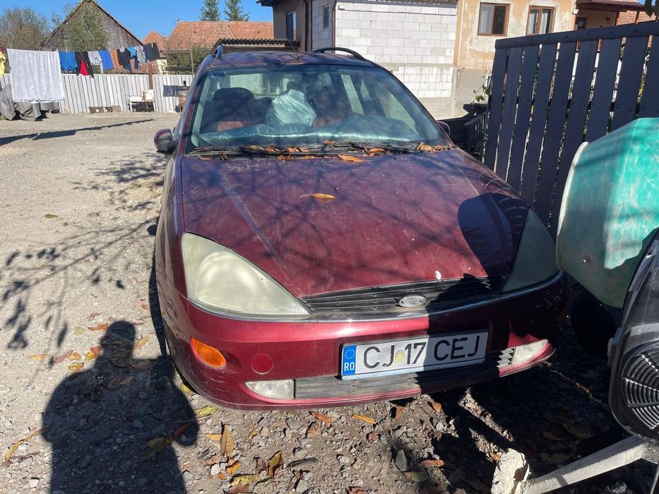 Demembrez ford focus 1.6
