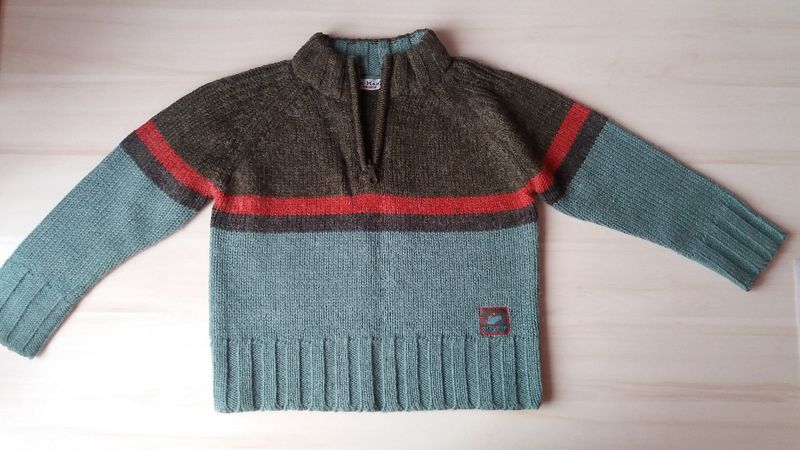 Жилетка с цип, пуловер Premaman, ветровка, дебел шушлеков панталон 110