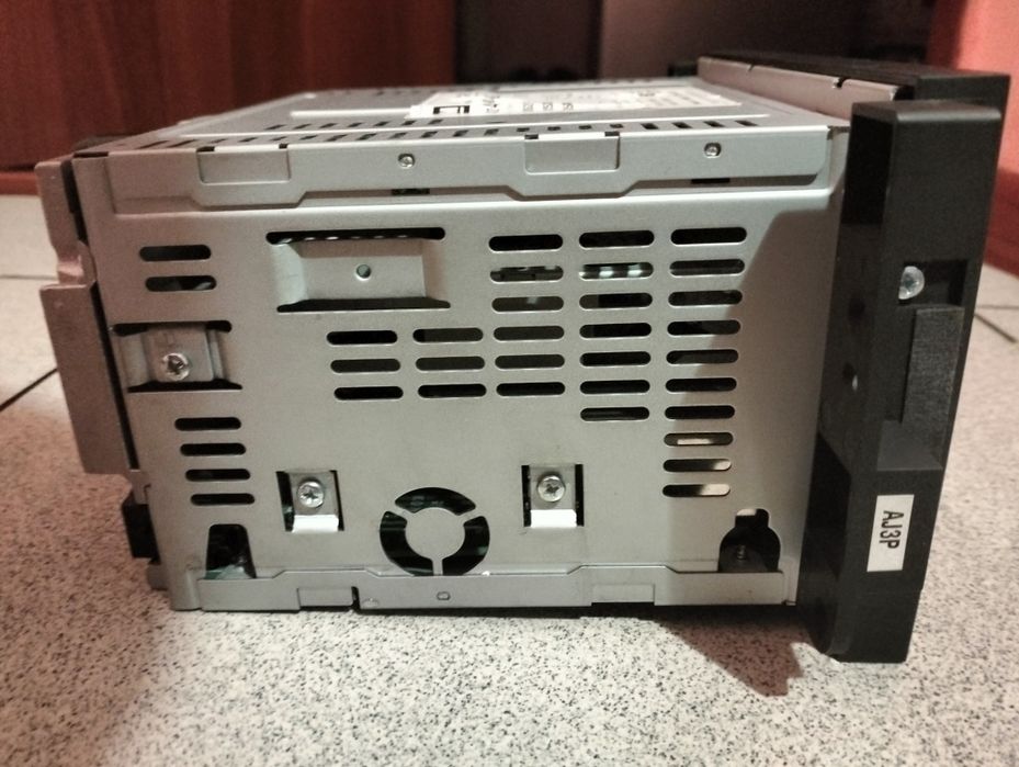 Продам автомагнитолу