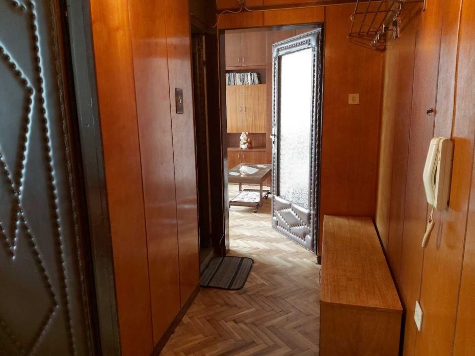 Дава се под наем Двустаен апартамент в Плевен, Мара Денчева - 45 кв.м за 229.5 € - Снимка #4