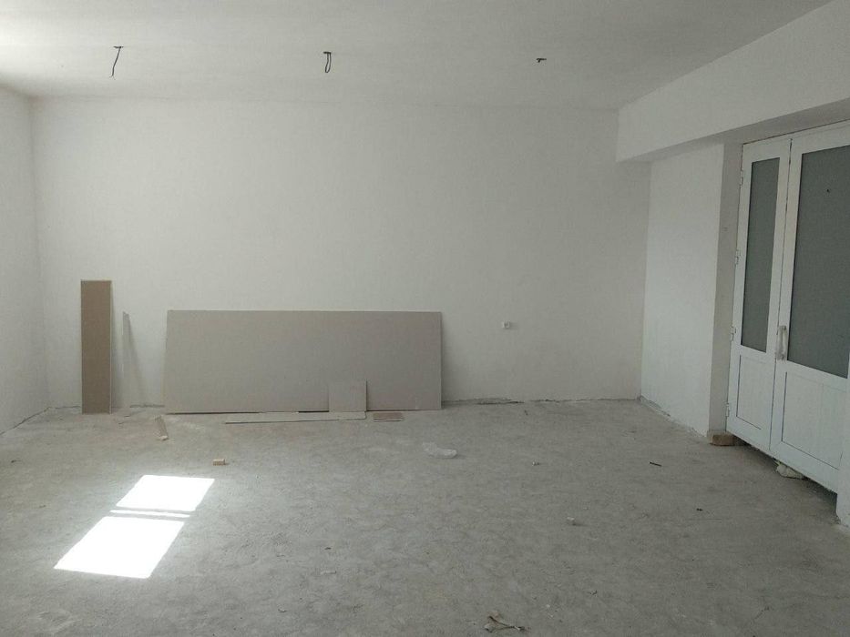 Продается не жилое помещение Мирабадский район  305 м²