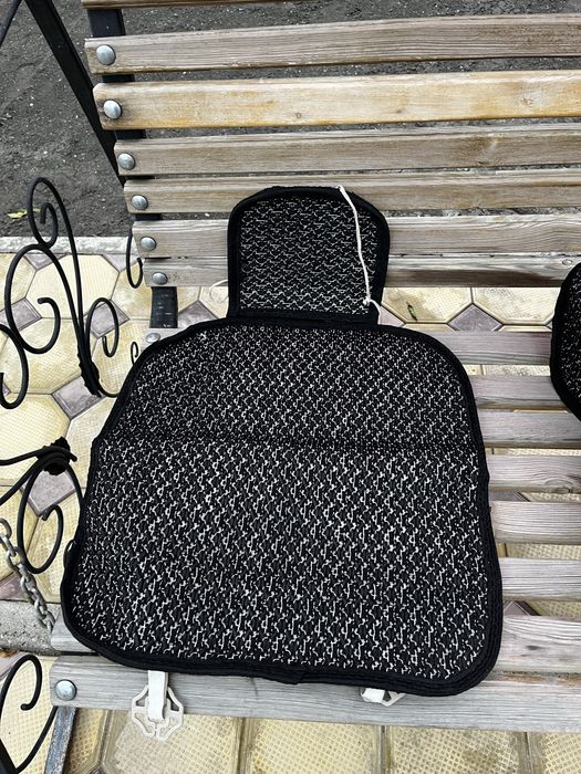 Продаю чехлы для машины