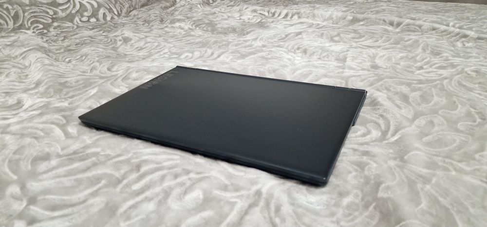 Lenovo legion RTX 2060 6Gb 17.3 inch  144 Hertz