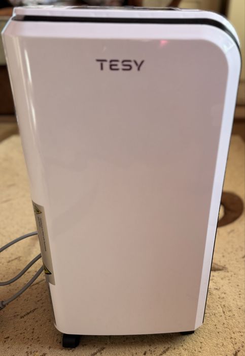 Dezumidificator TESY DHF10CEL