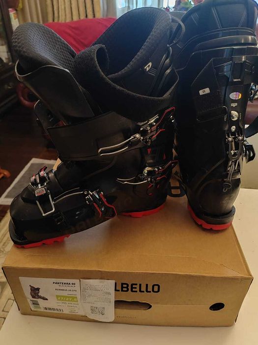 горнолыжные ботинки