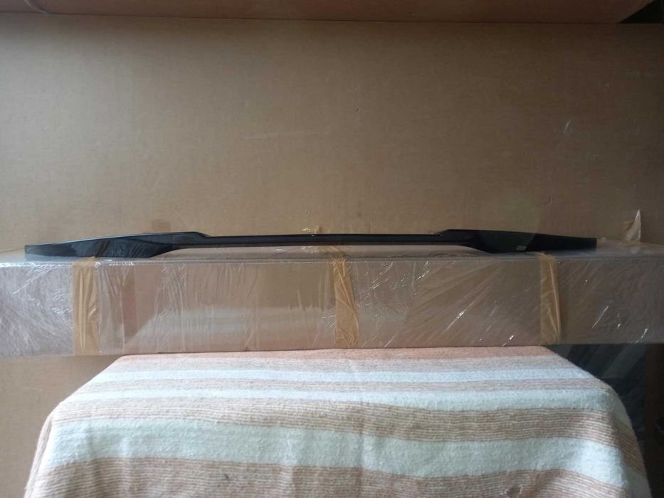 Eleron portbagaj BMW E60 sedan 2003-2010 negru lucios M4